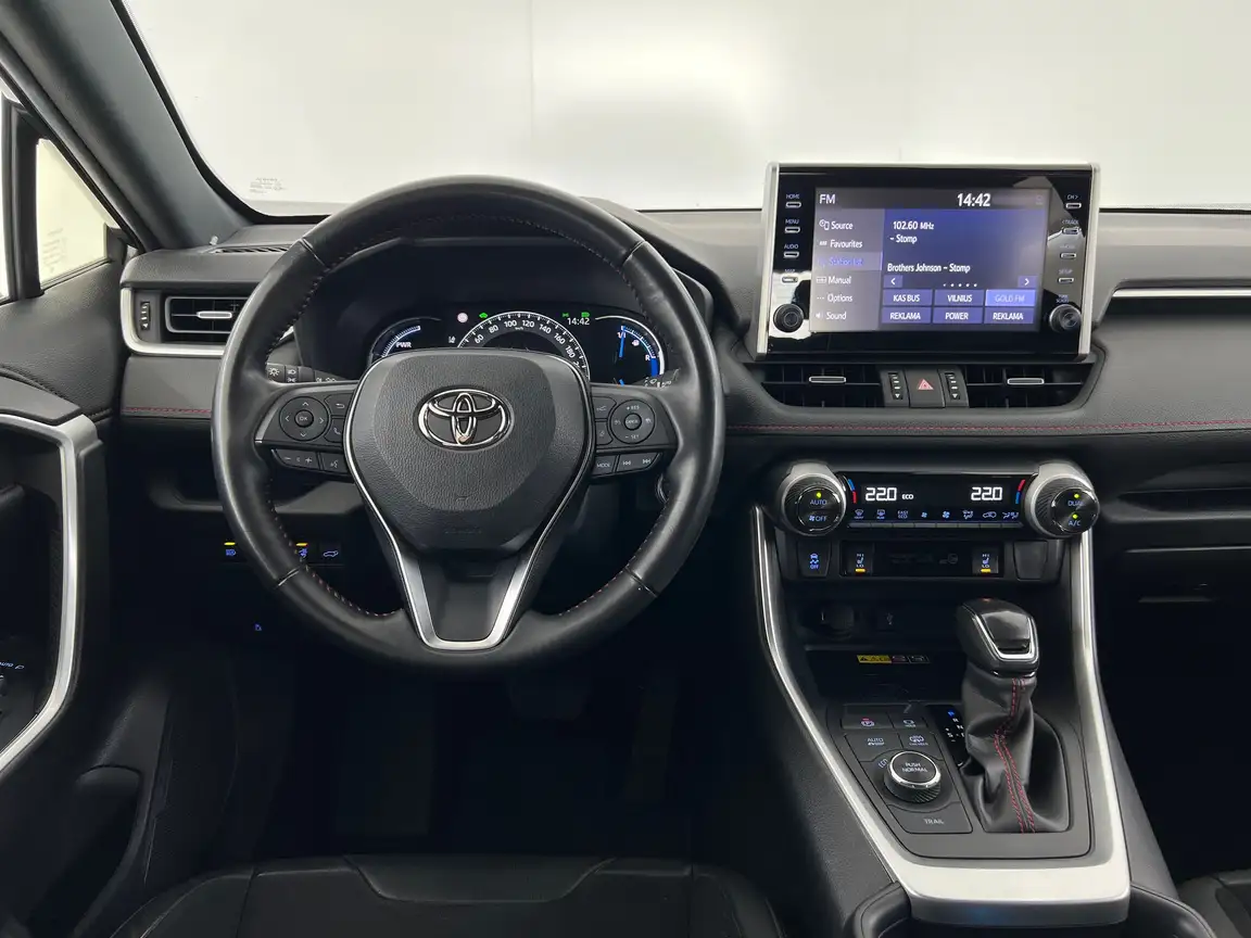 TOYOTA RAV4