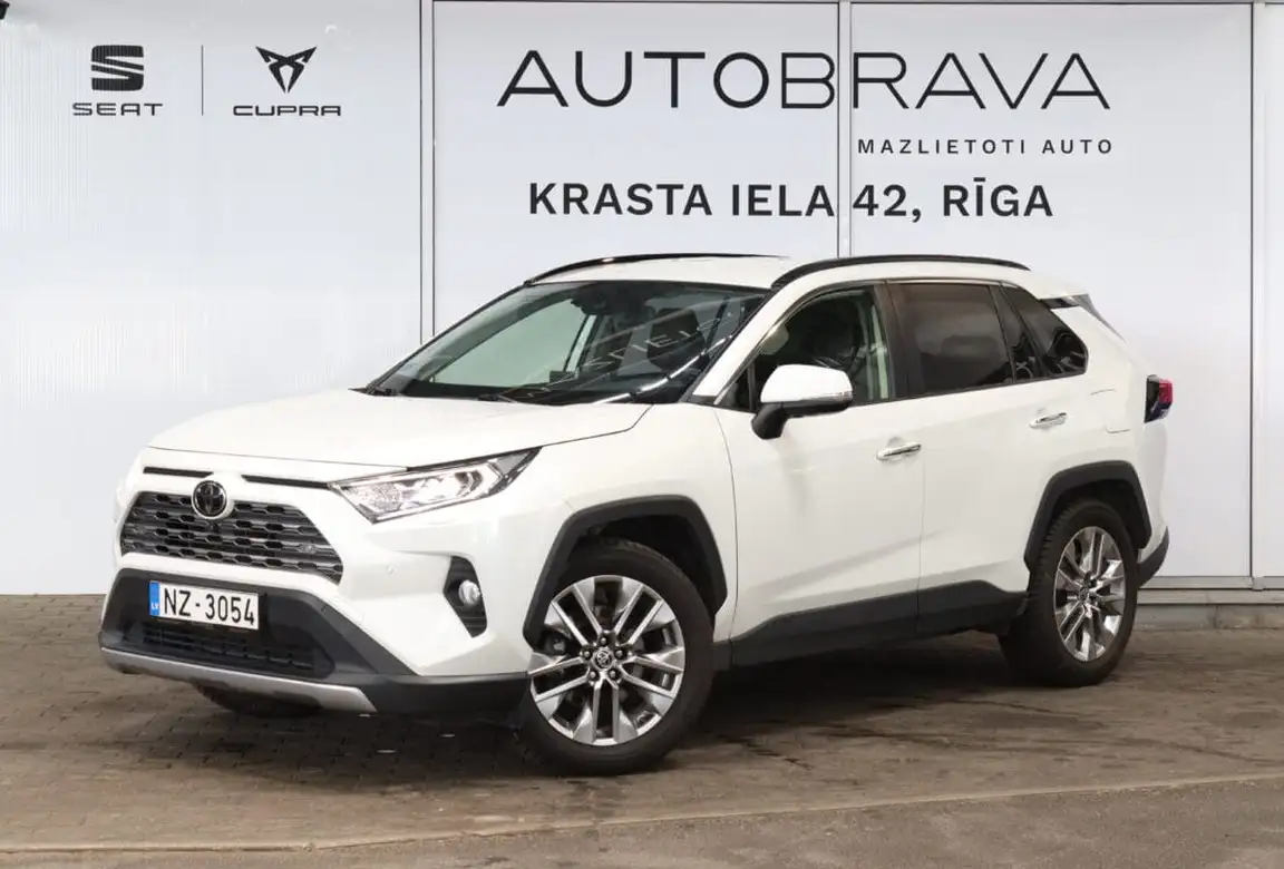 TOYOTA RAV4