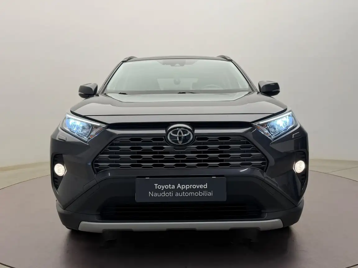 TOYOTA RAV4