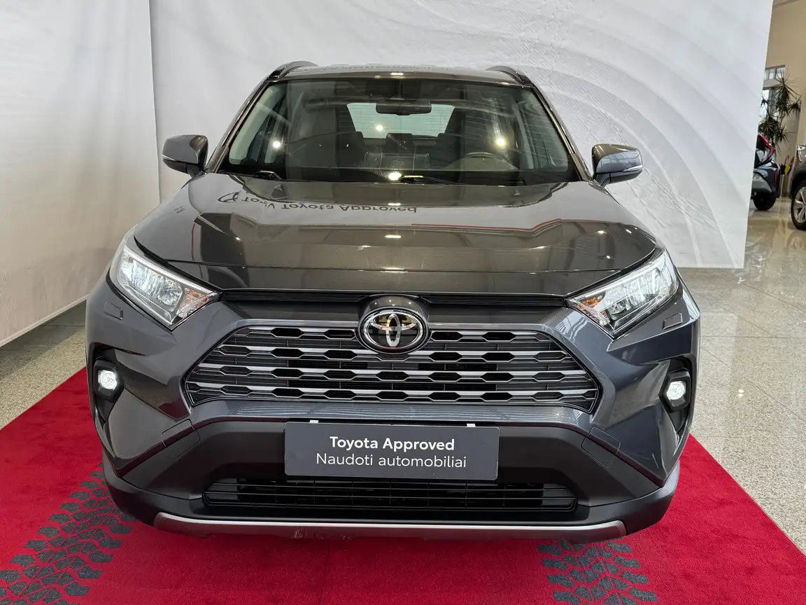 TOYOTA RAV4