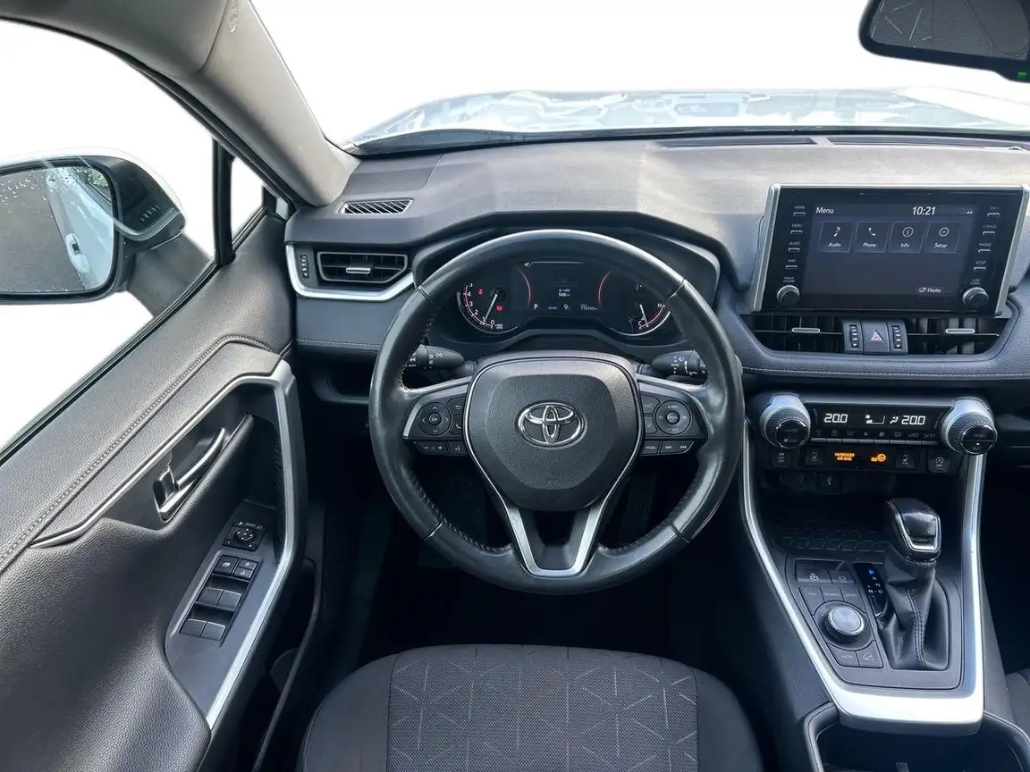 TOYOTA RAV4