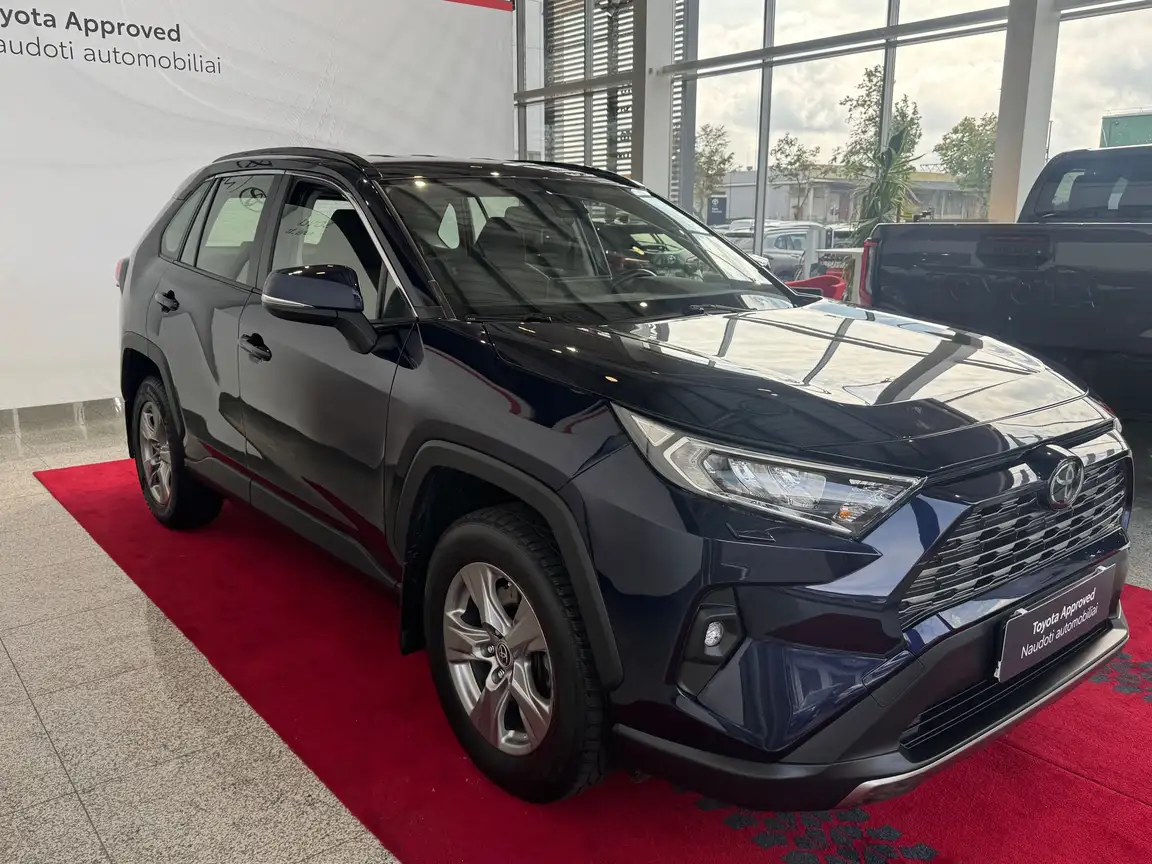 TOYOTA RAV4