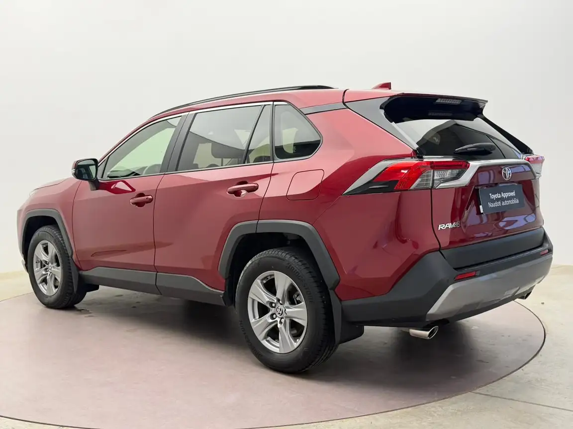 TOYOTA RAV4