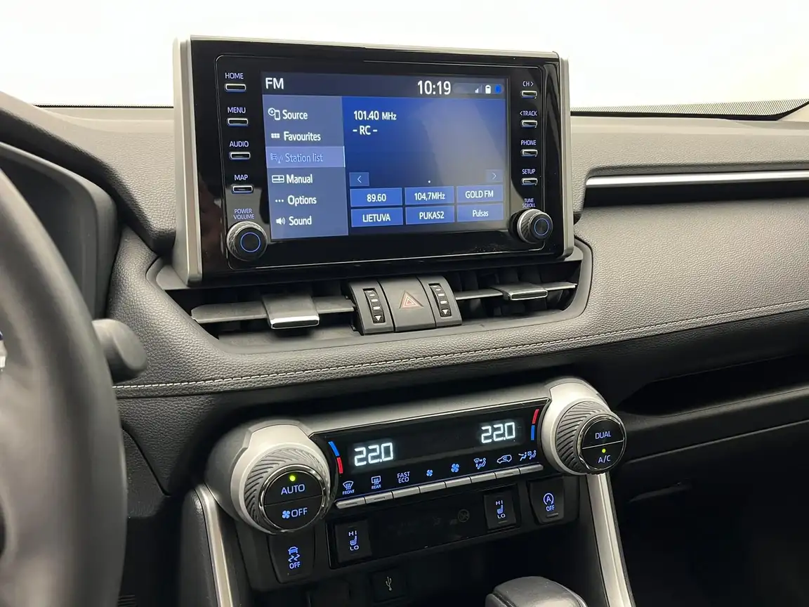 TOYOTA RAV4