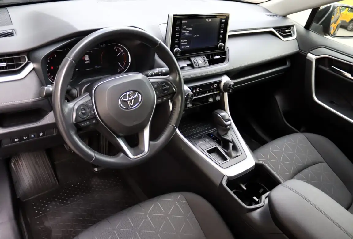 TOYOTA RAV4