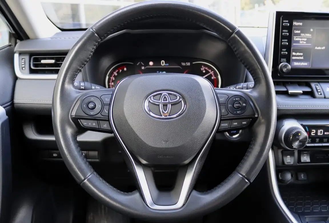 TOYOTA RAV4