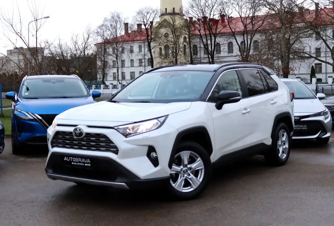 TOYOTA RAV4