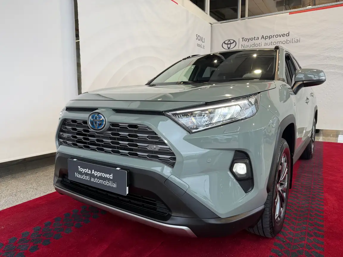 TOYOTA RAV4