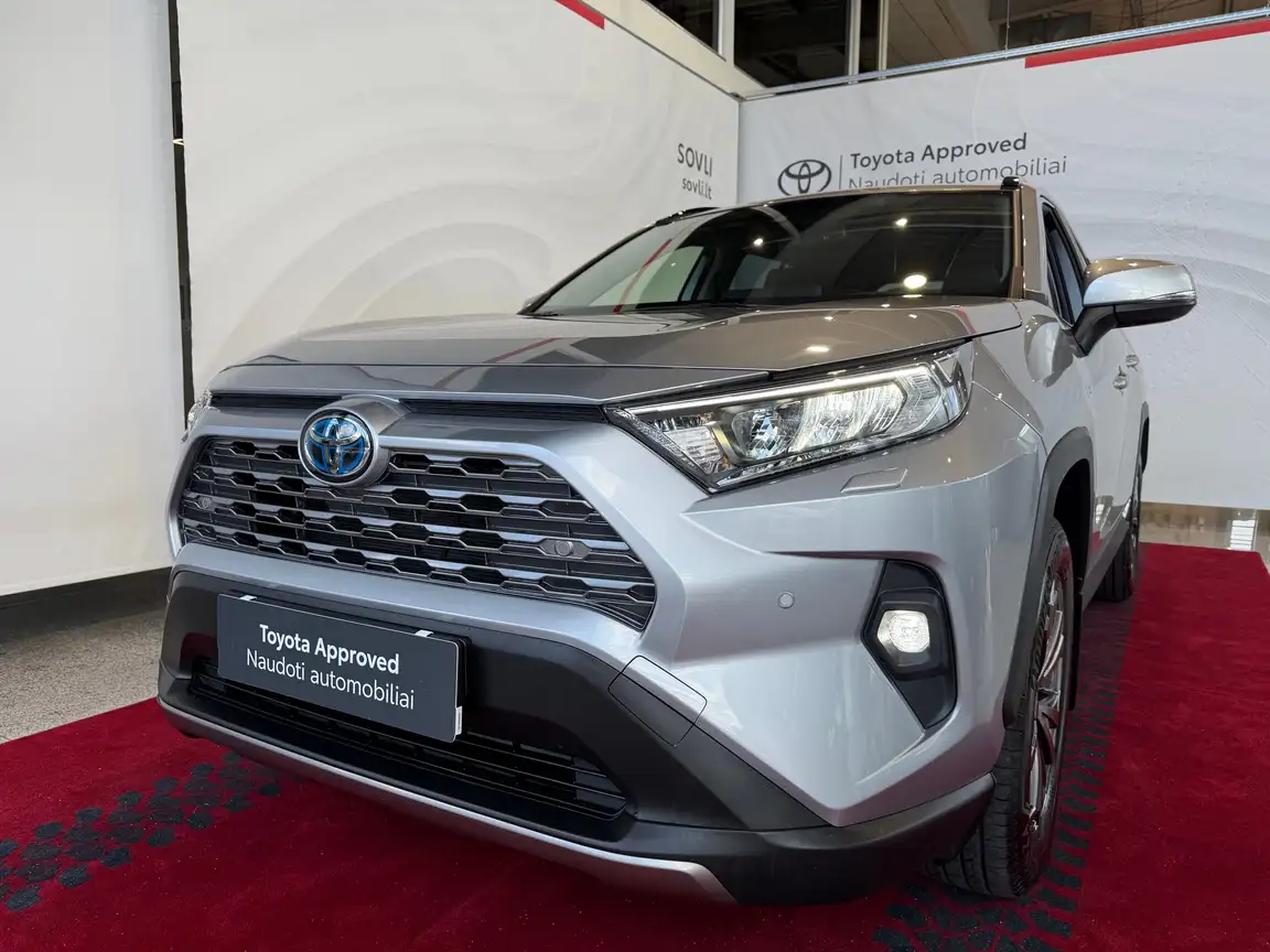 TOYOTA RAV4