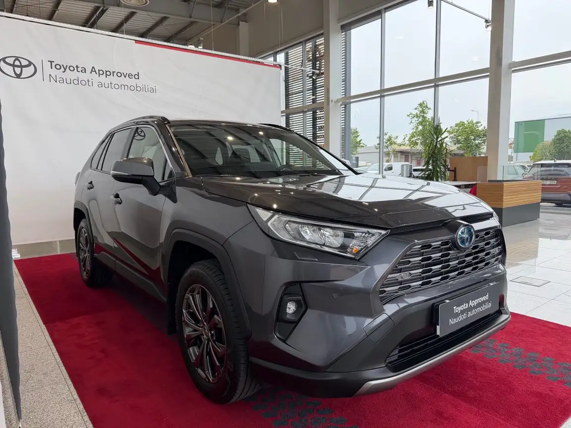TOYOTA RAV4