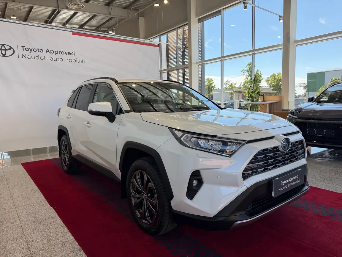TOYOTA RAV4