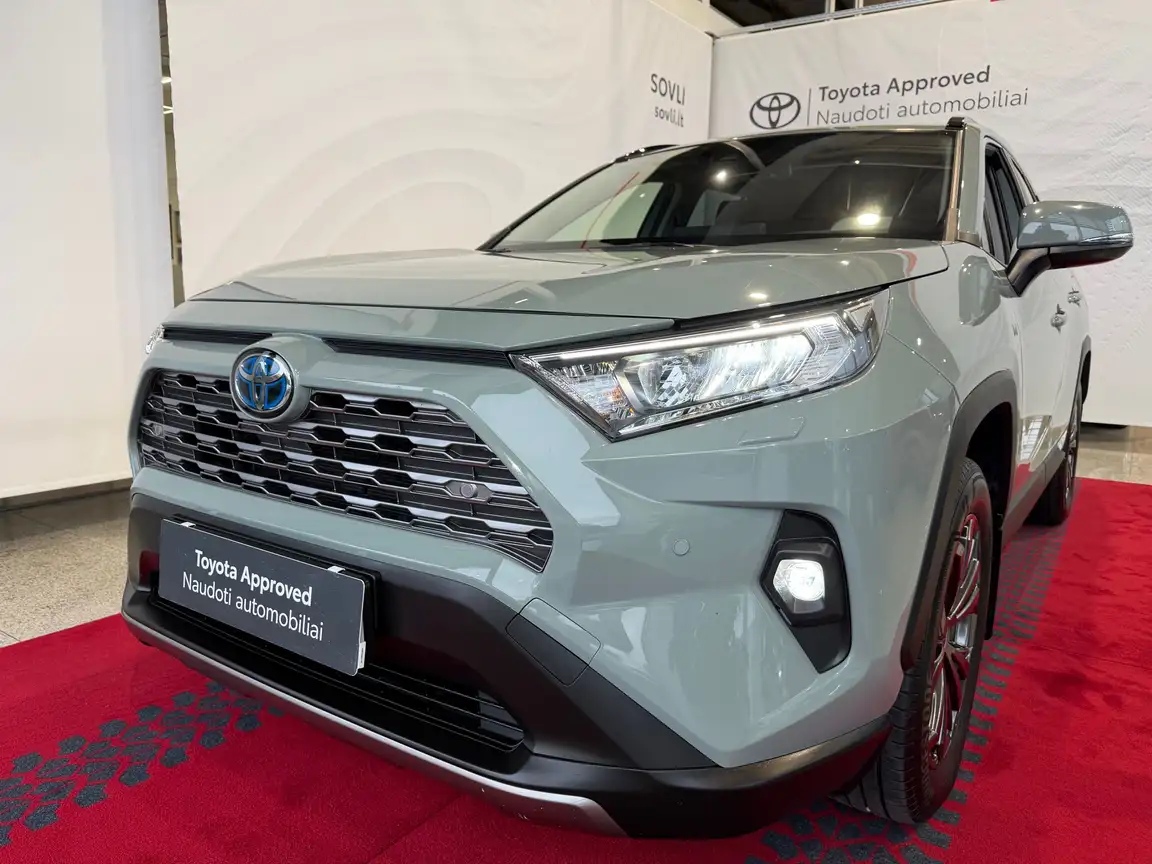 TOYOTA RAV4