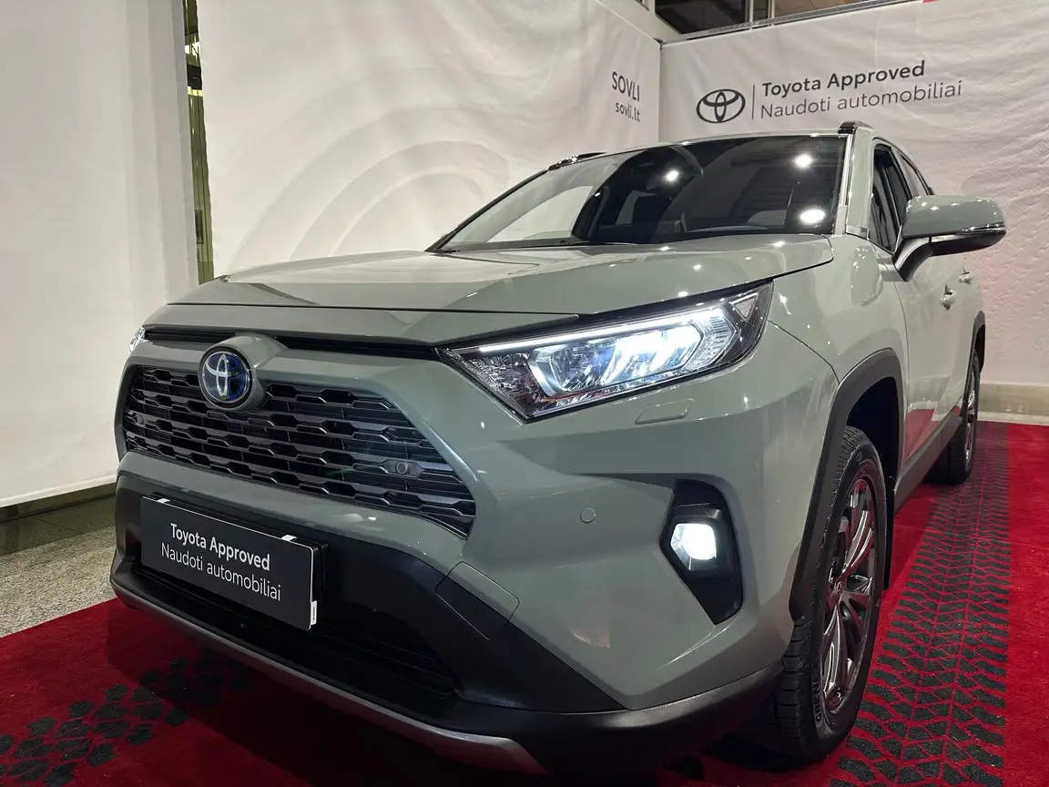 TOYOTA RAV4