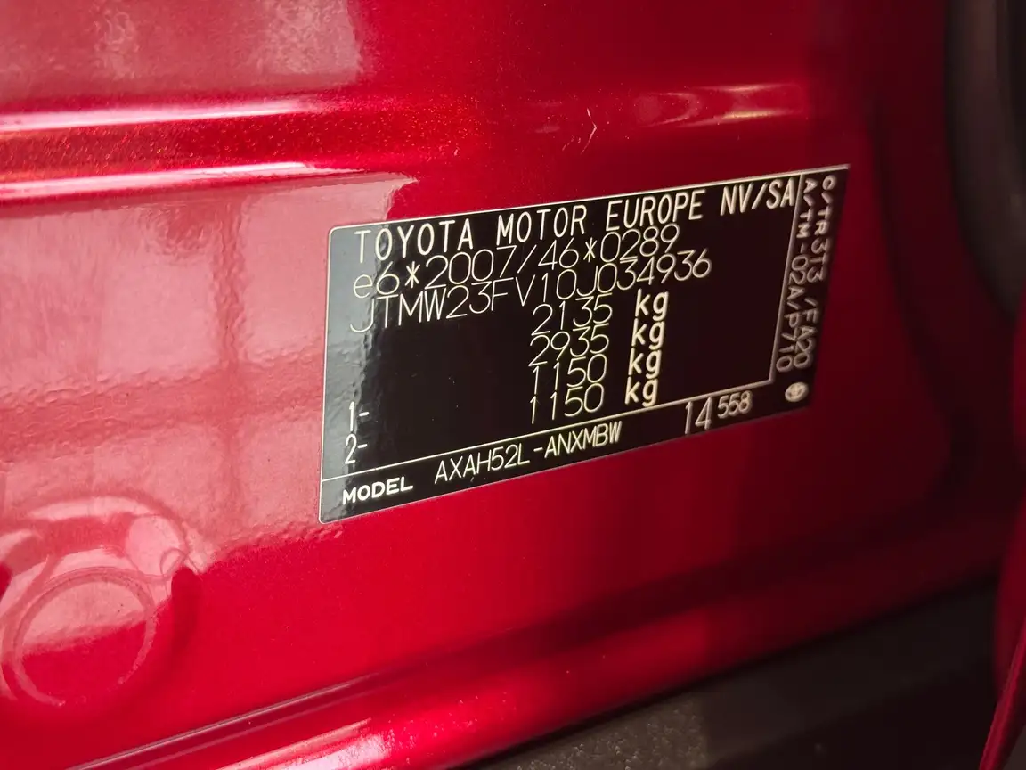 TOYOTA RAV4