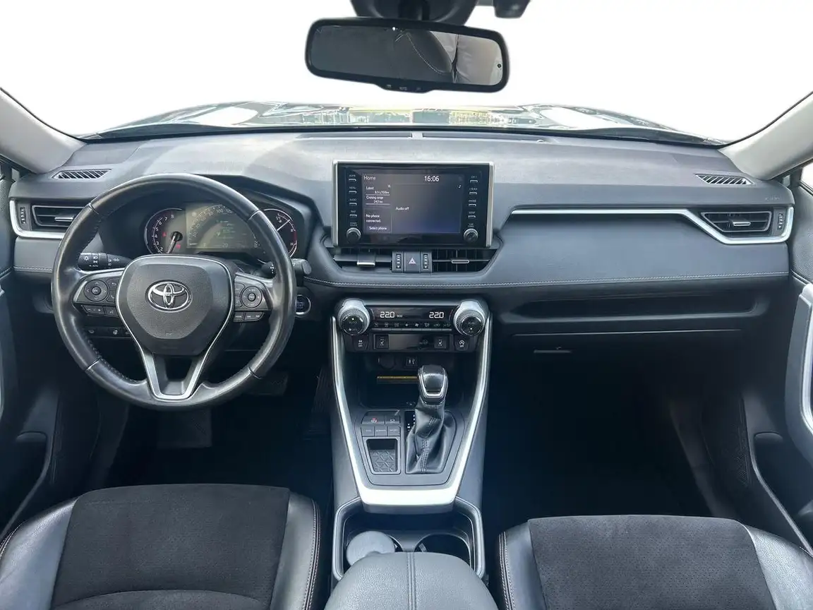 TOYOTA RAV4