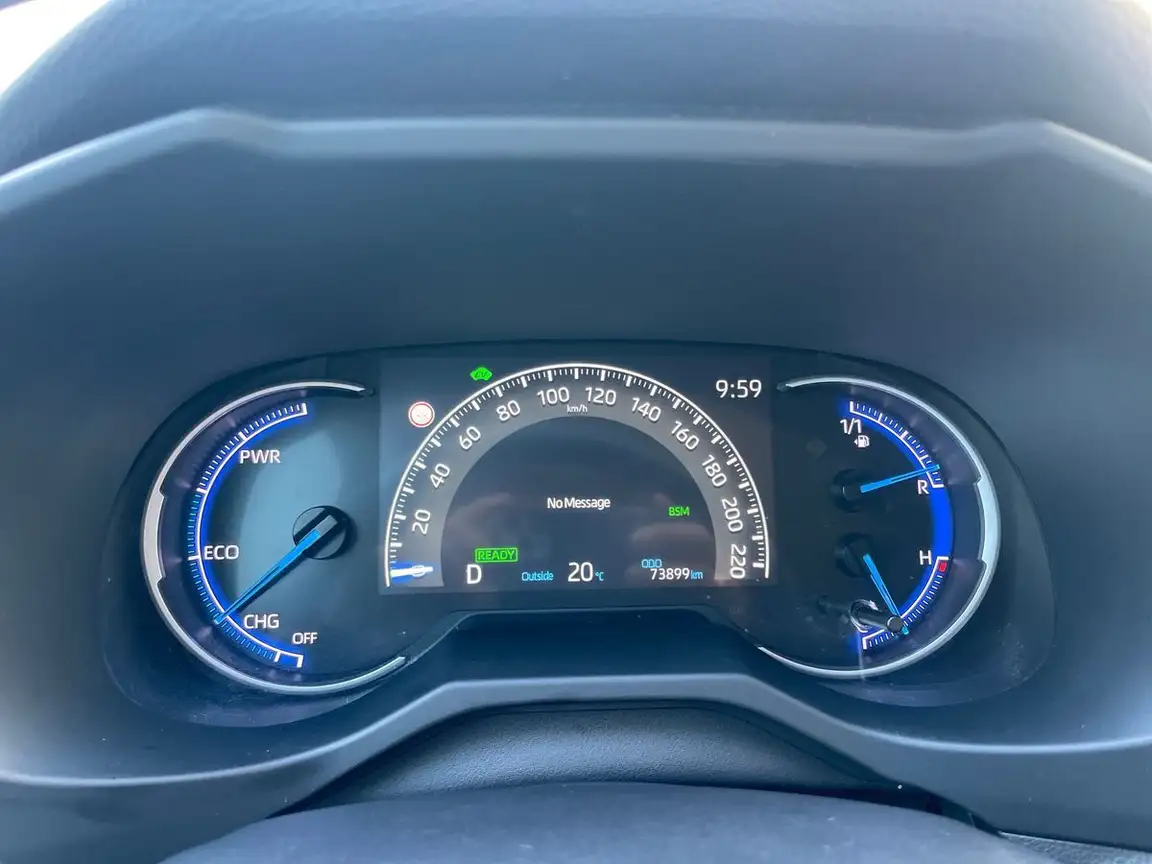 TOYOTA RAV4