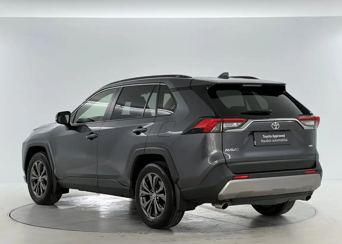 TOYOTA RAV4