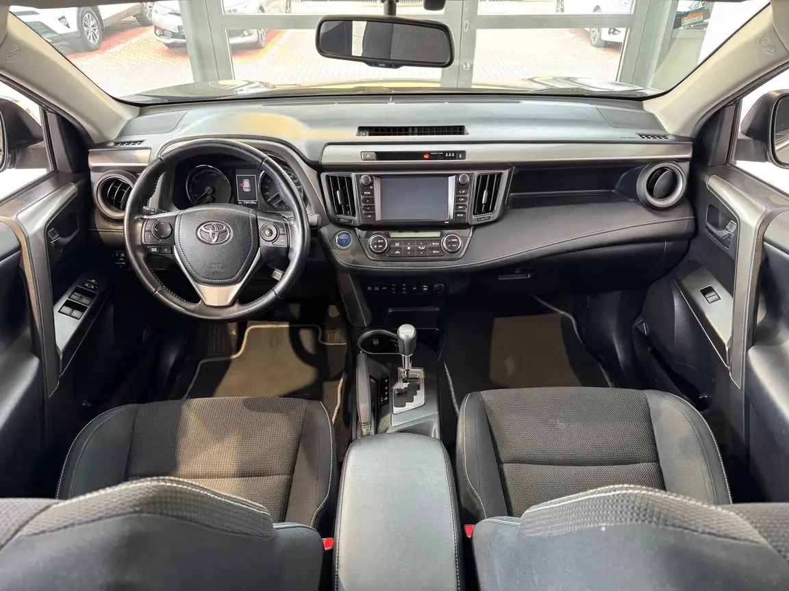 TOYOTA RAV4
