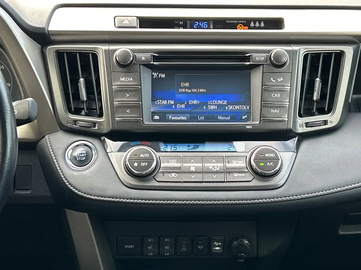 TOYOTA RAV4
