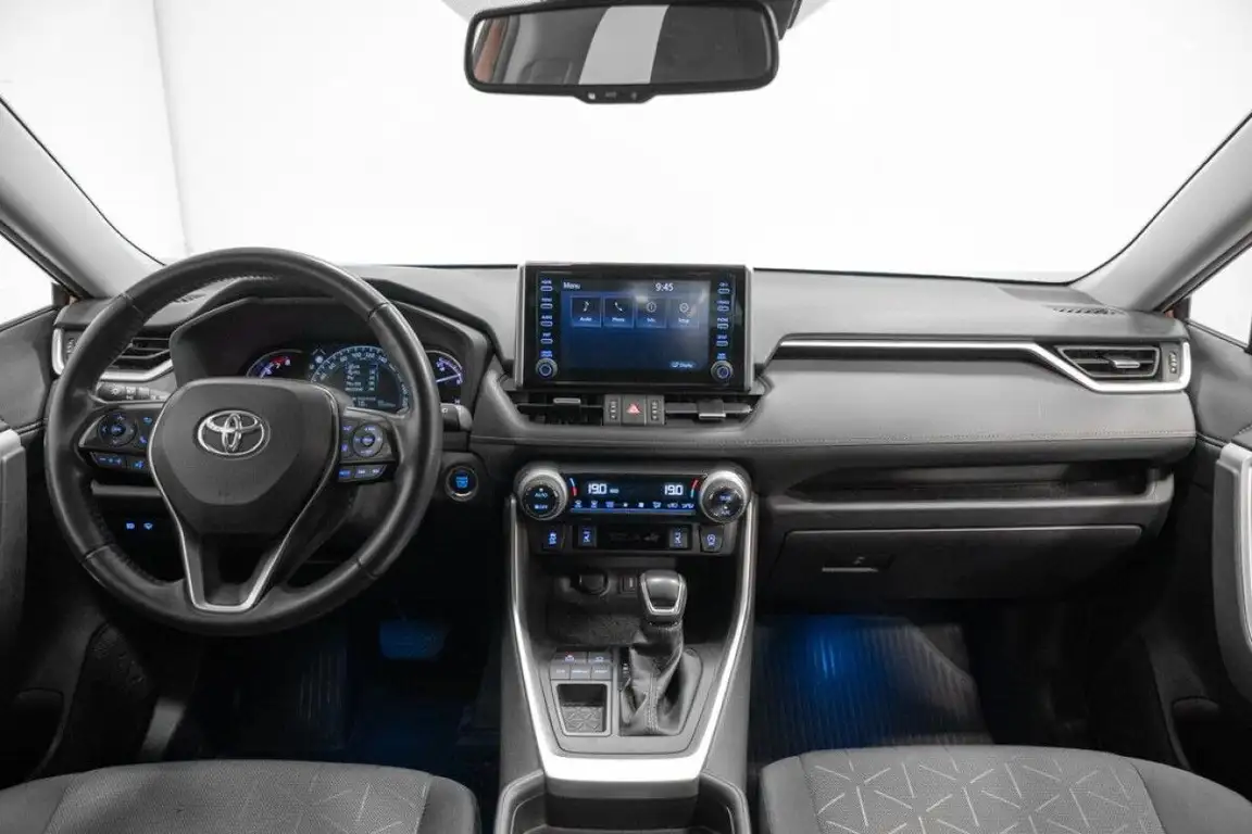 TOYOTA RAV4