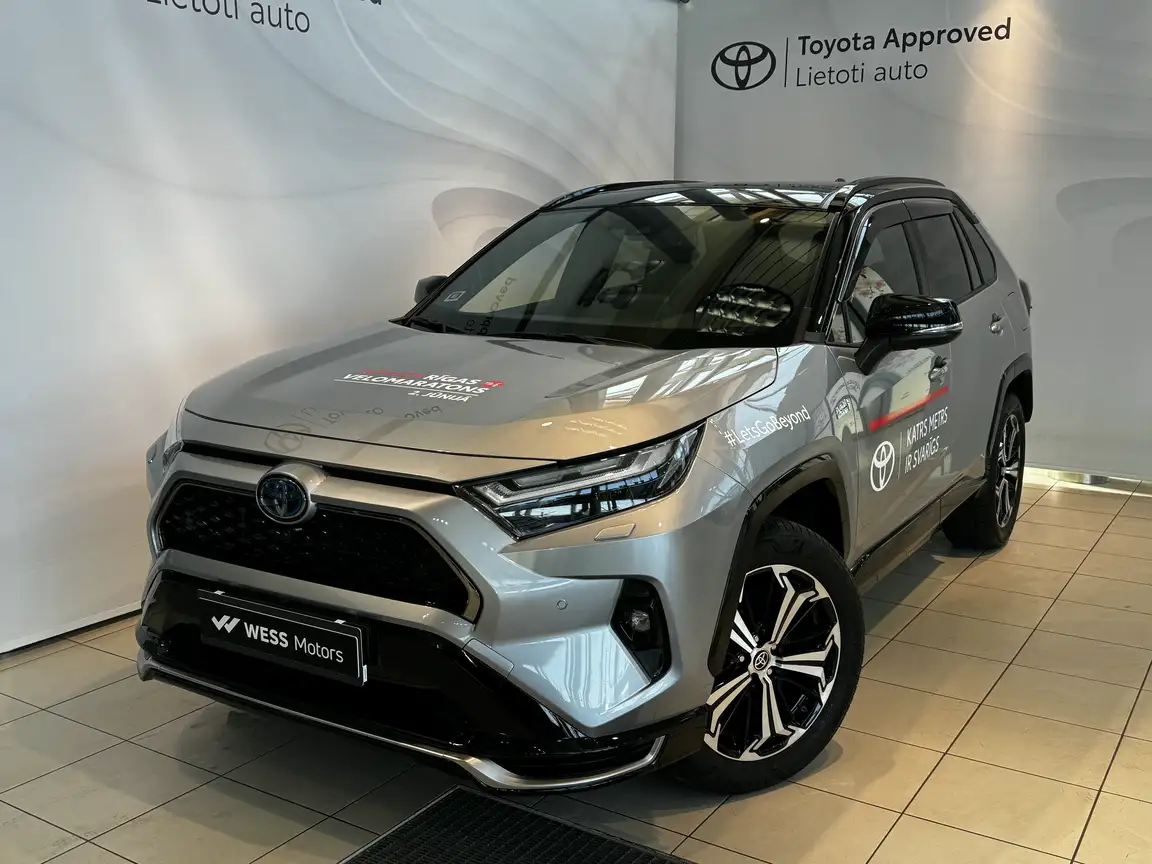 TOYOTA RAV4