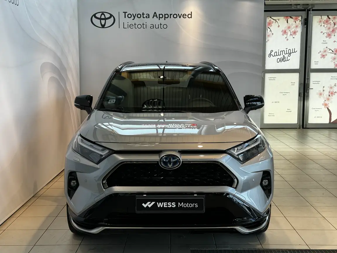 TOYOTA RAV4