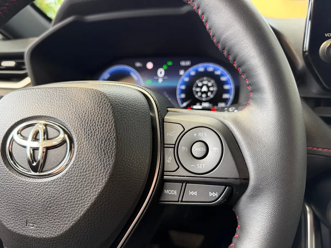 TOYOTA RAV4