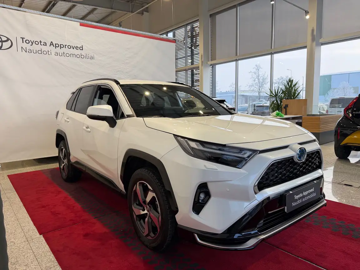 TOYOTA RAV4
