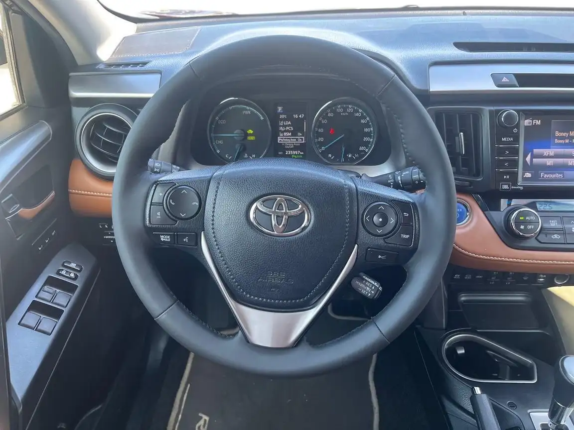 TOYOTA RAV4