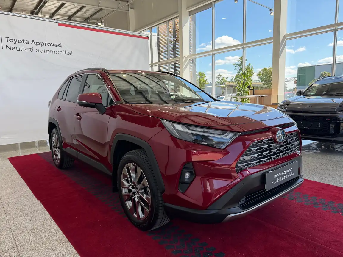 TOYOTA RAV4