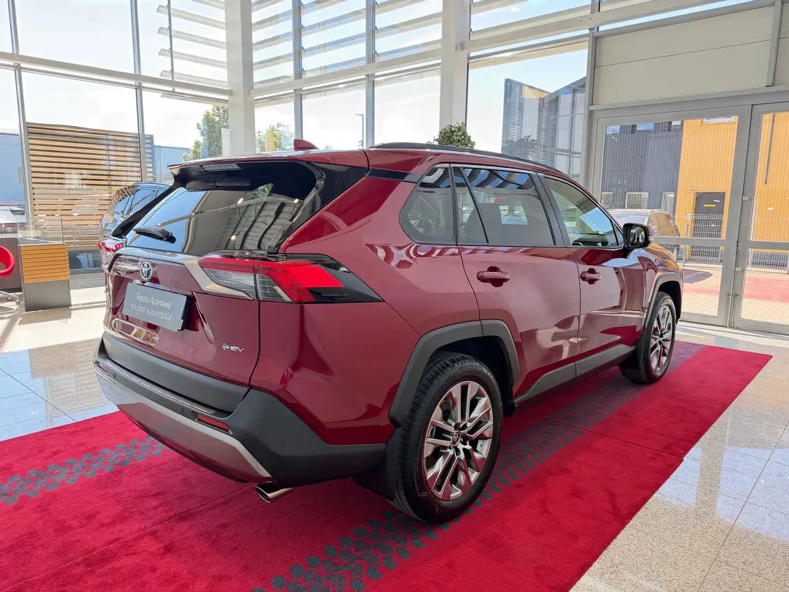 TOYOTA RAV4