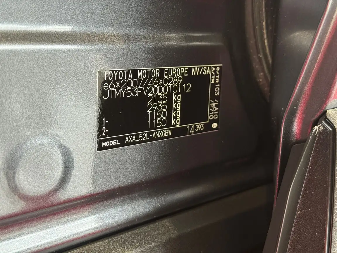 TOYOTA RAV4