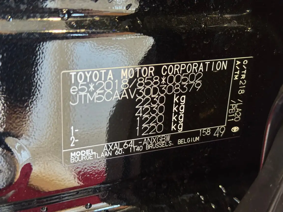 TOYOTA RAV4