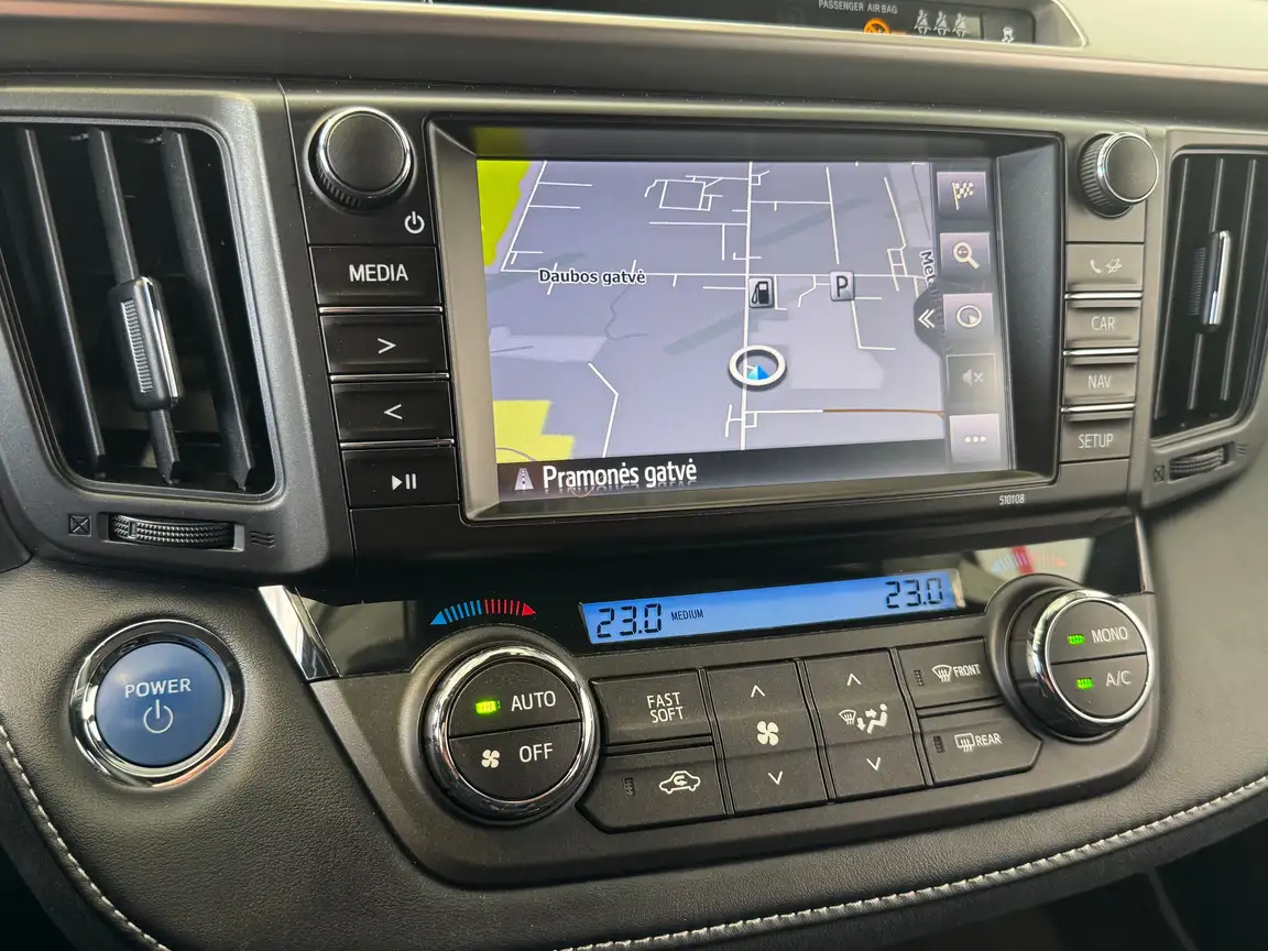 TOYOTA RAV4