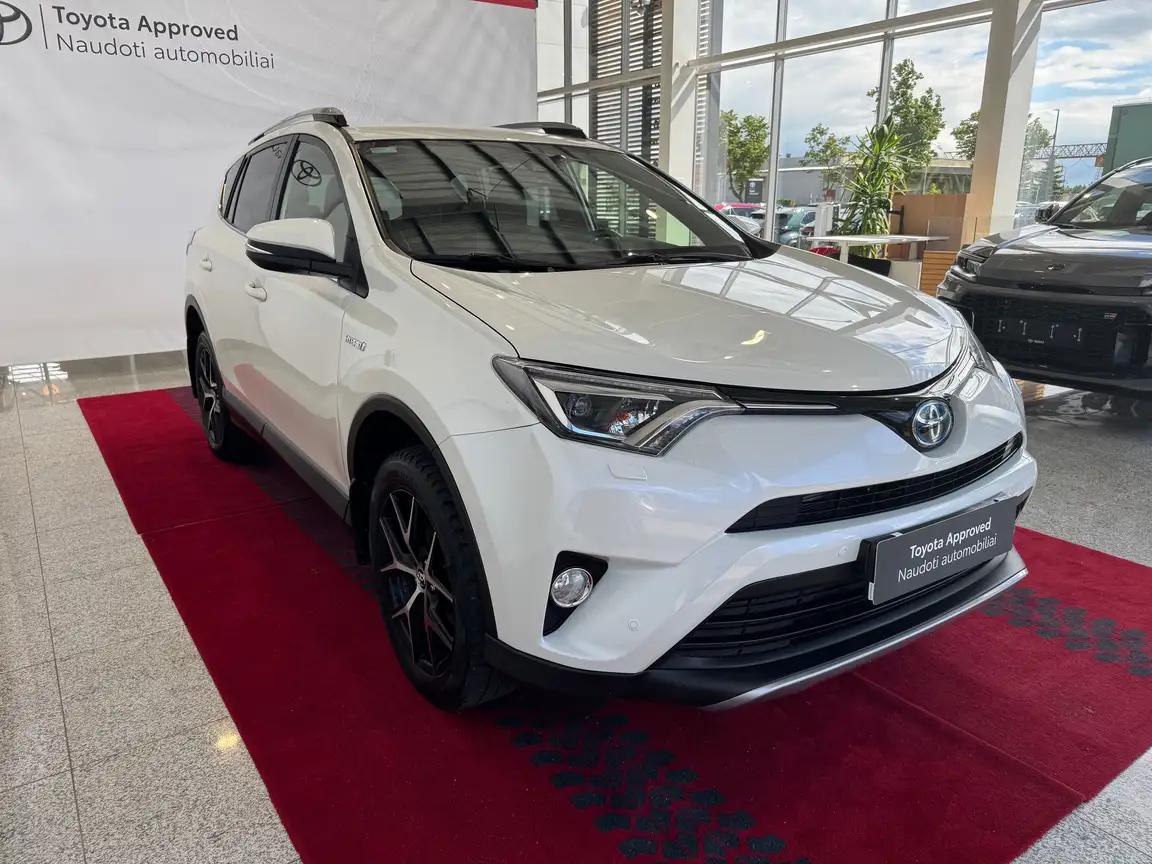 TOYOTA RAV4
