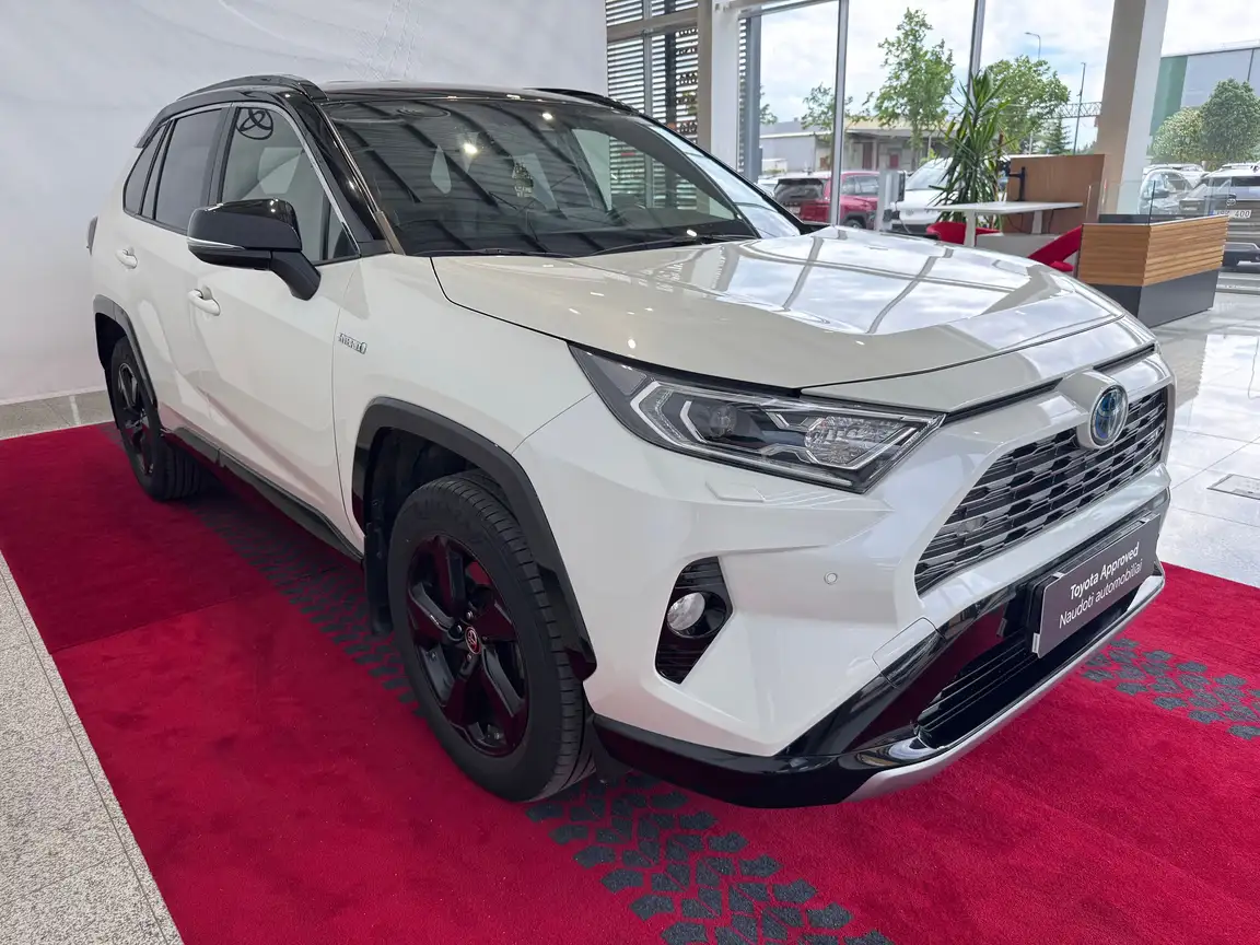 TOYOTA RAV4