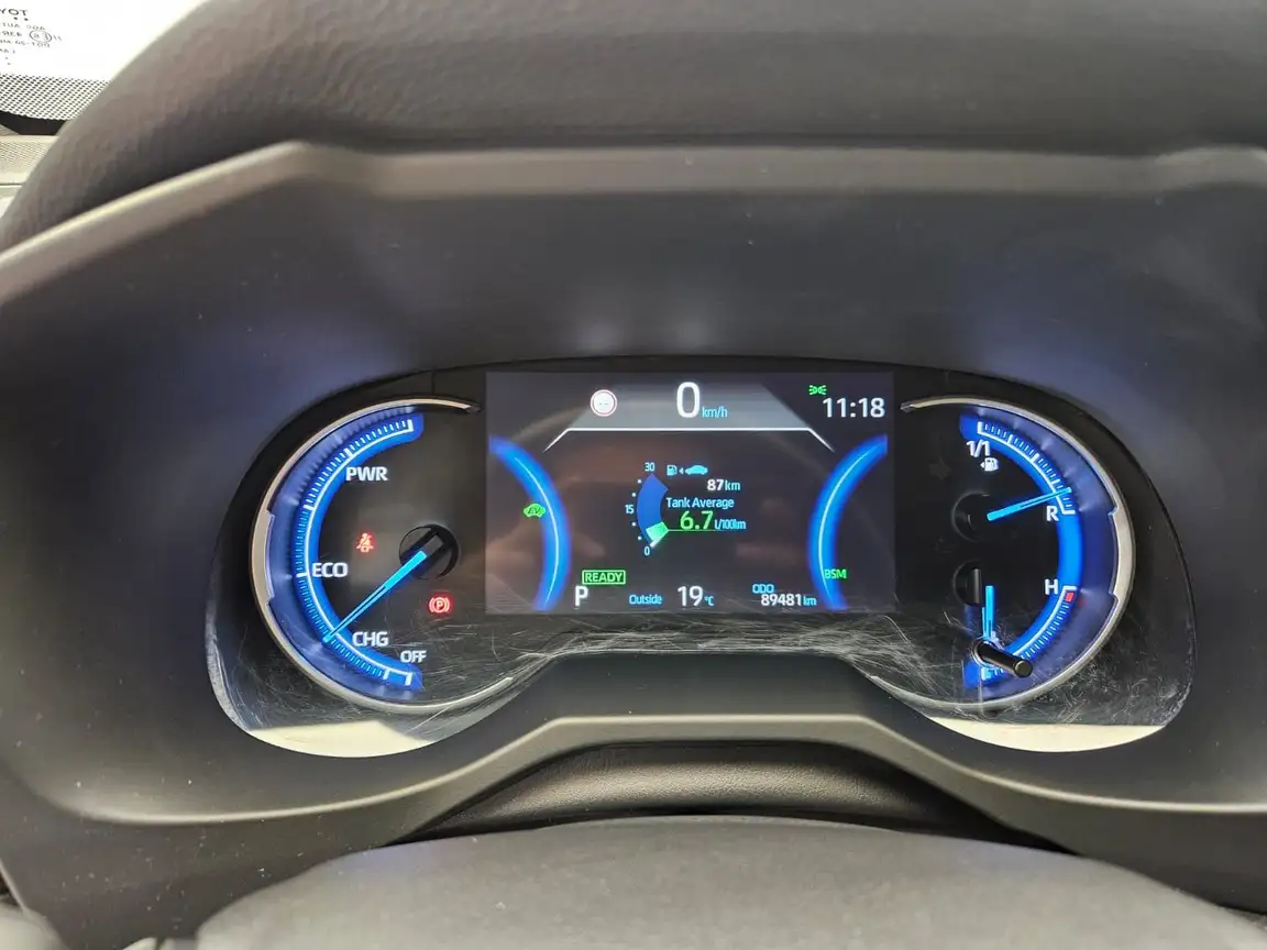 TOYOTA RAV4