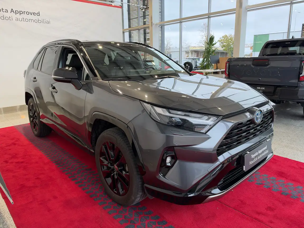 TOYOTA RAV4