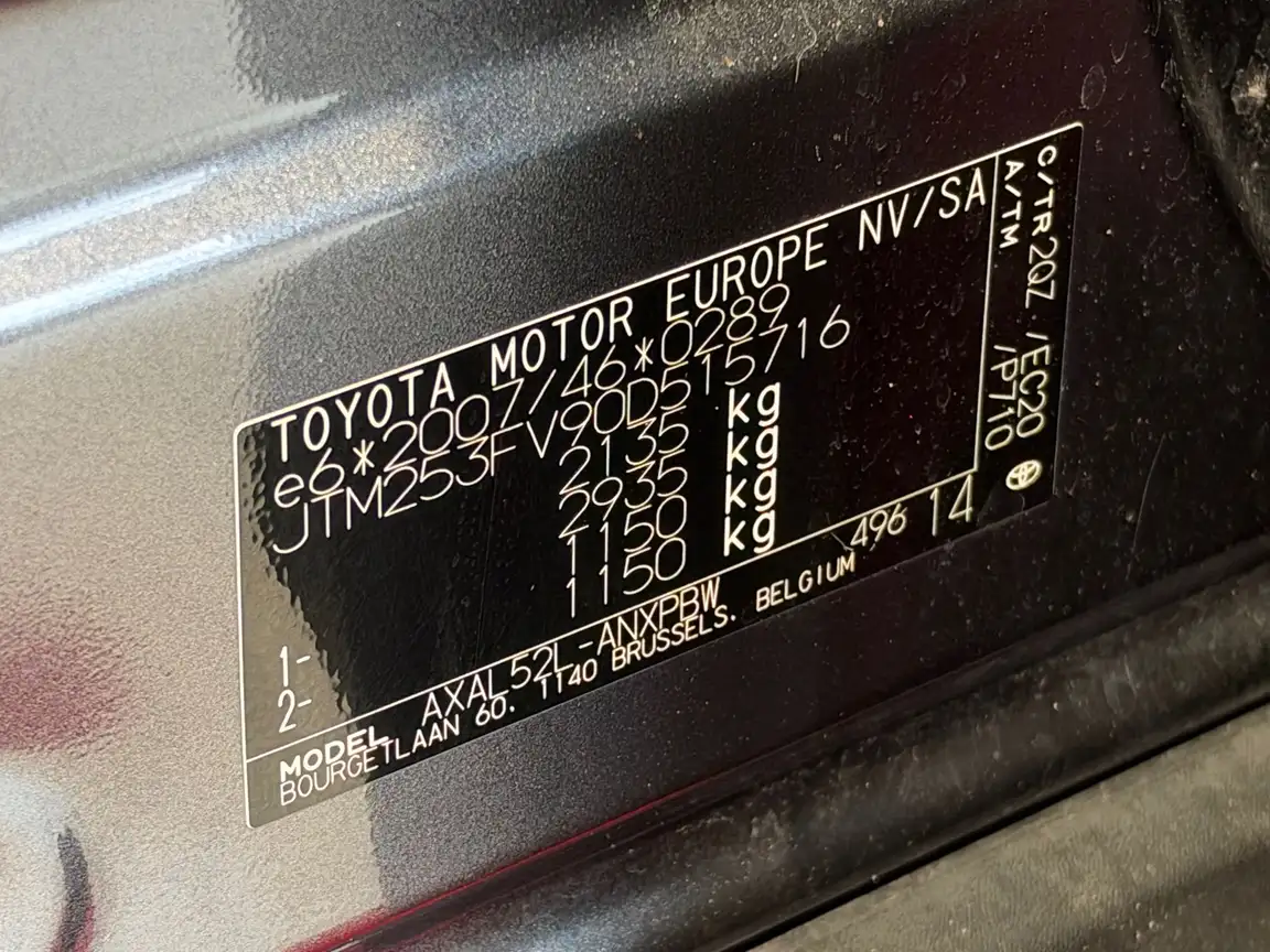 TOYOTA RAV4