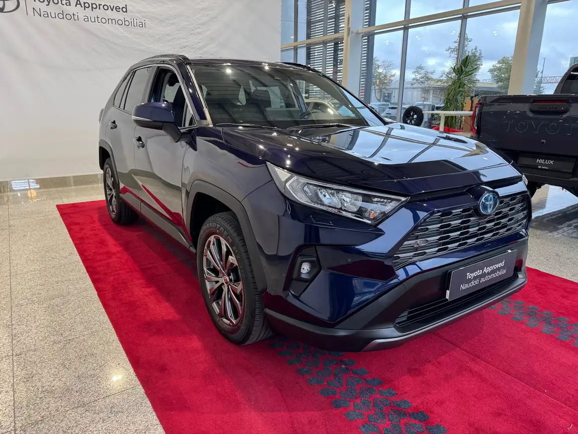 TOYOTA RAV4