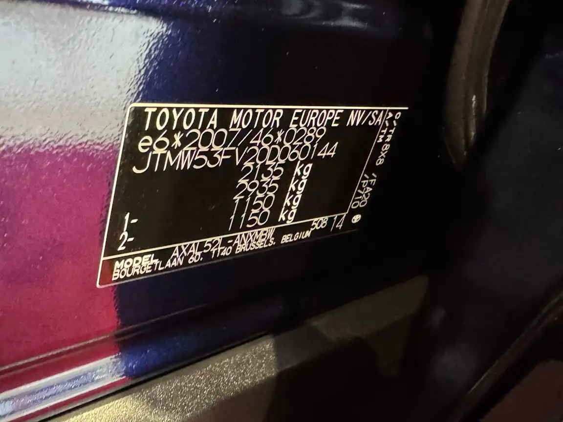 TOYOTA RAV4
