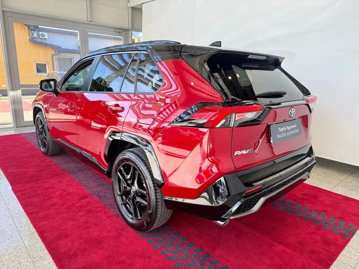 TOYOTA RAV4
