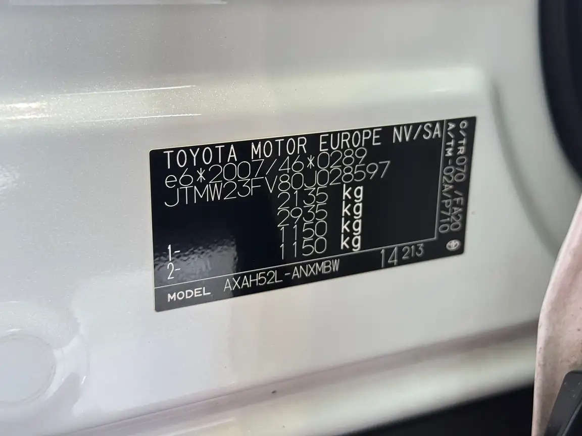 TOYOTA RAV4