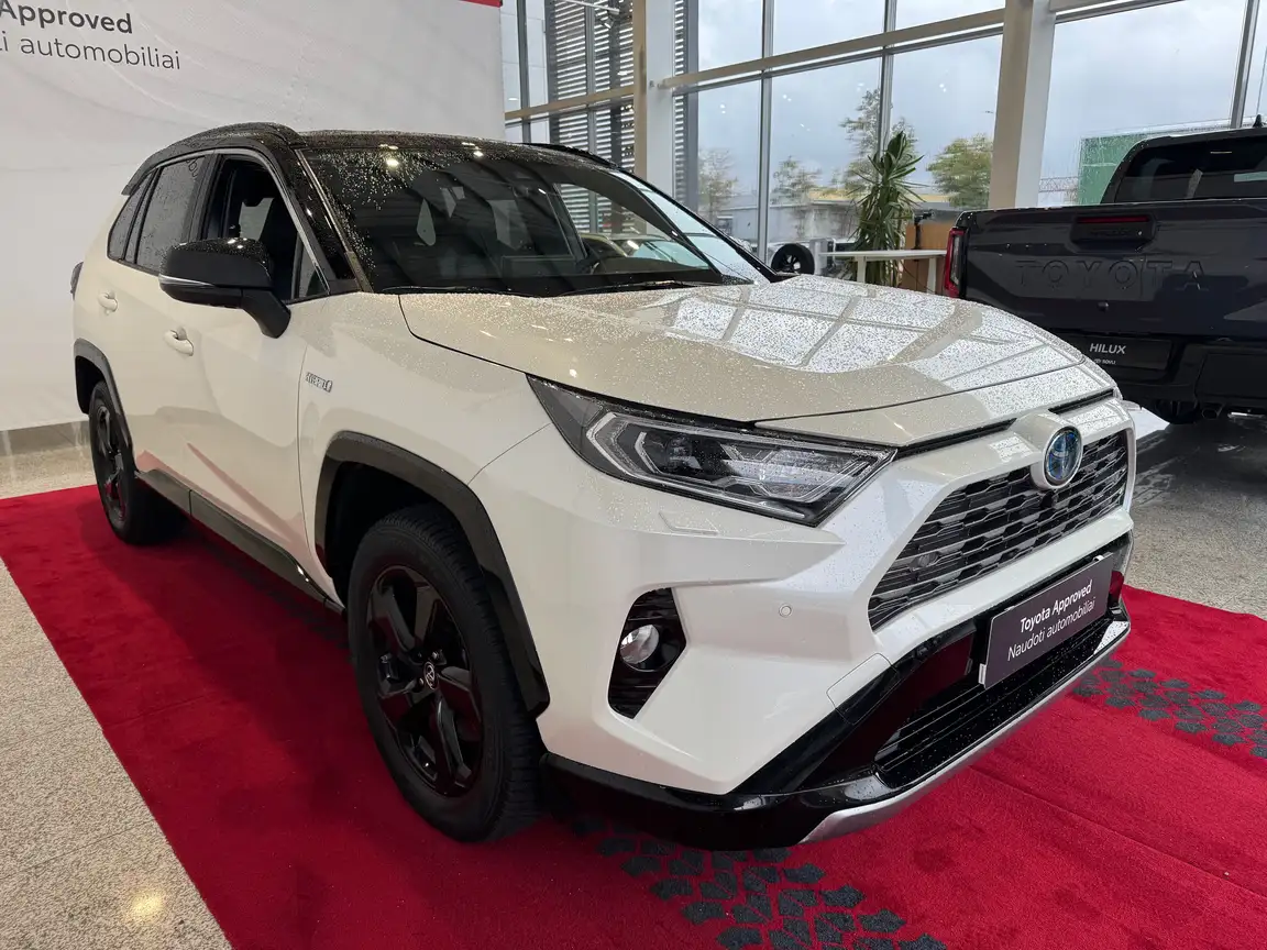 TOYOTA RAV4