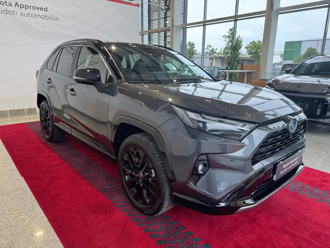 TOYOTA RAV4
