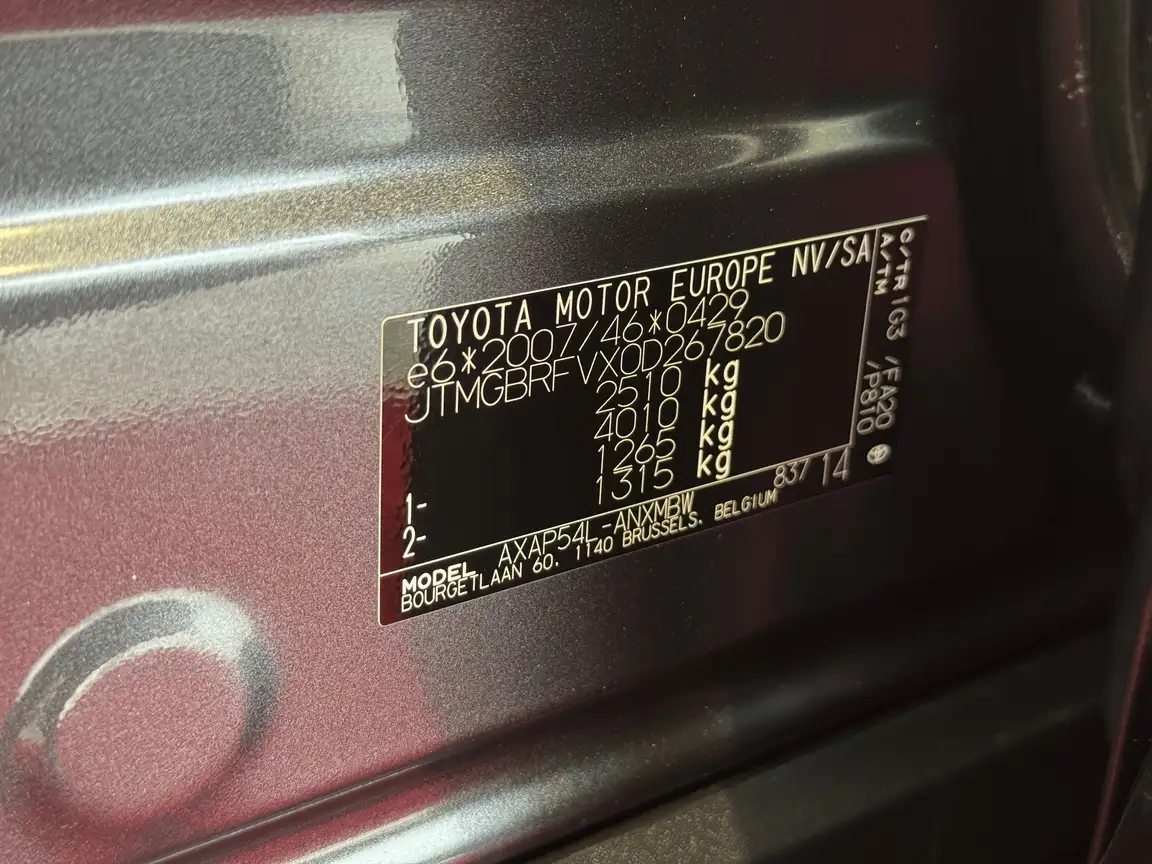 TOYOTA RAV4