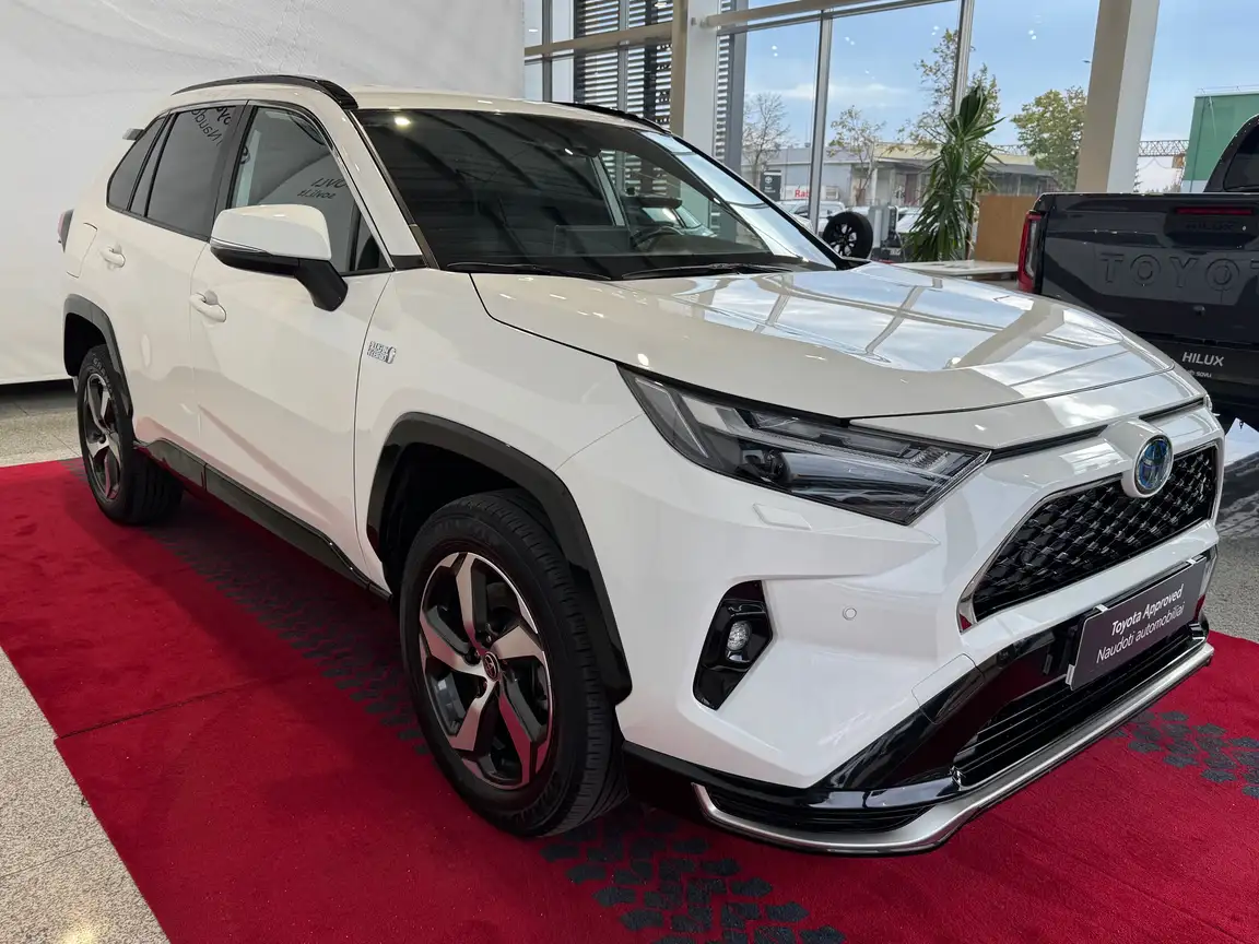 TOYOTA RAV4