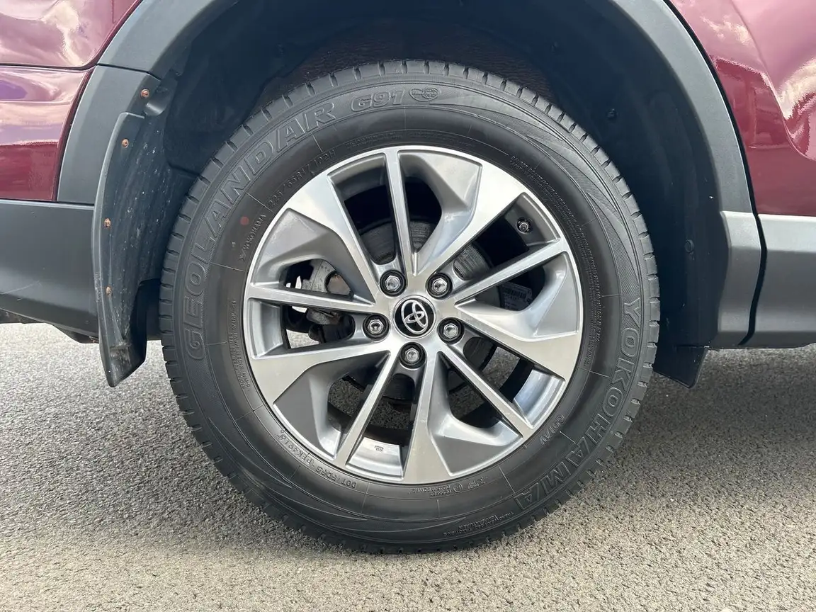 TOYOTA RAV4