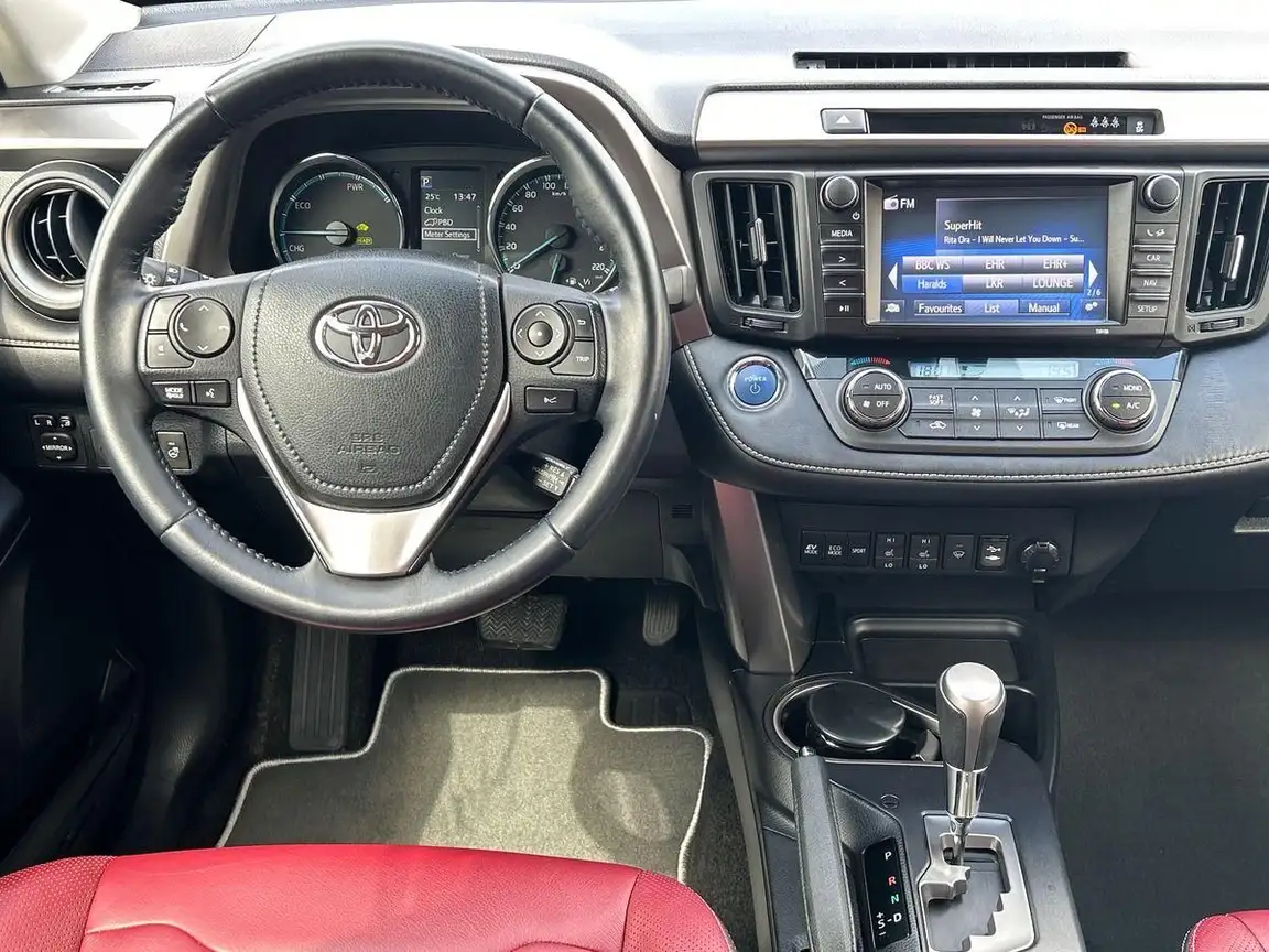 TOYOTA RAV4