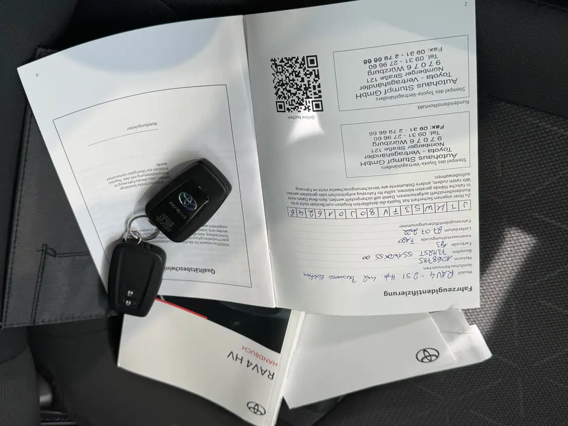 TOYOTA RAV4